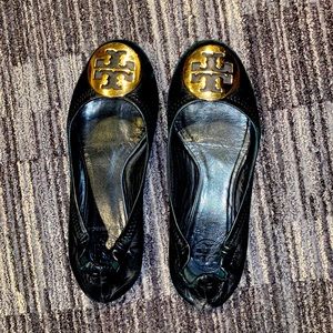 TORY BURCH FLATS | Size 5.5 women’s | leather/gold